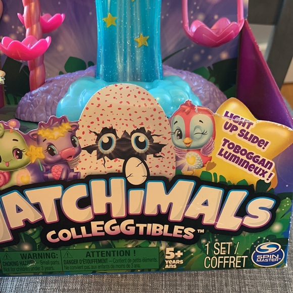 Hatchimals Colleggtibles - Waterfall Playset - Picture 2 of 4